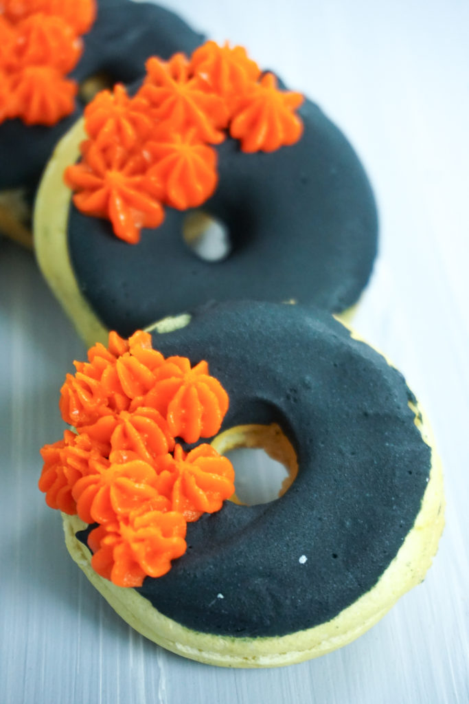 black hole donuts