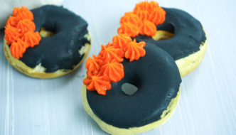 How to Make Black Hole Donuts Featured Image
